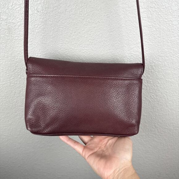 Sven Vintage Flap Crossbody Bag Purse Black Cherry Leather Pockets USA Made - Picture 6 of 9